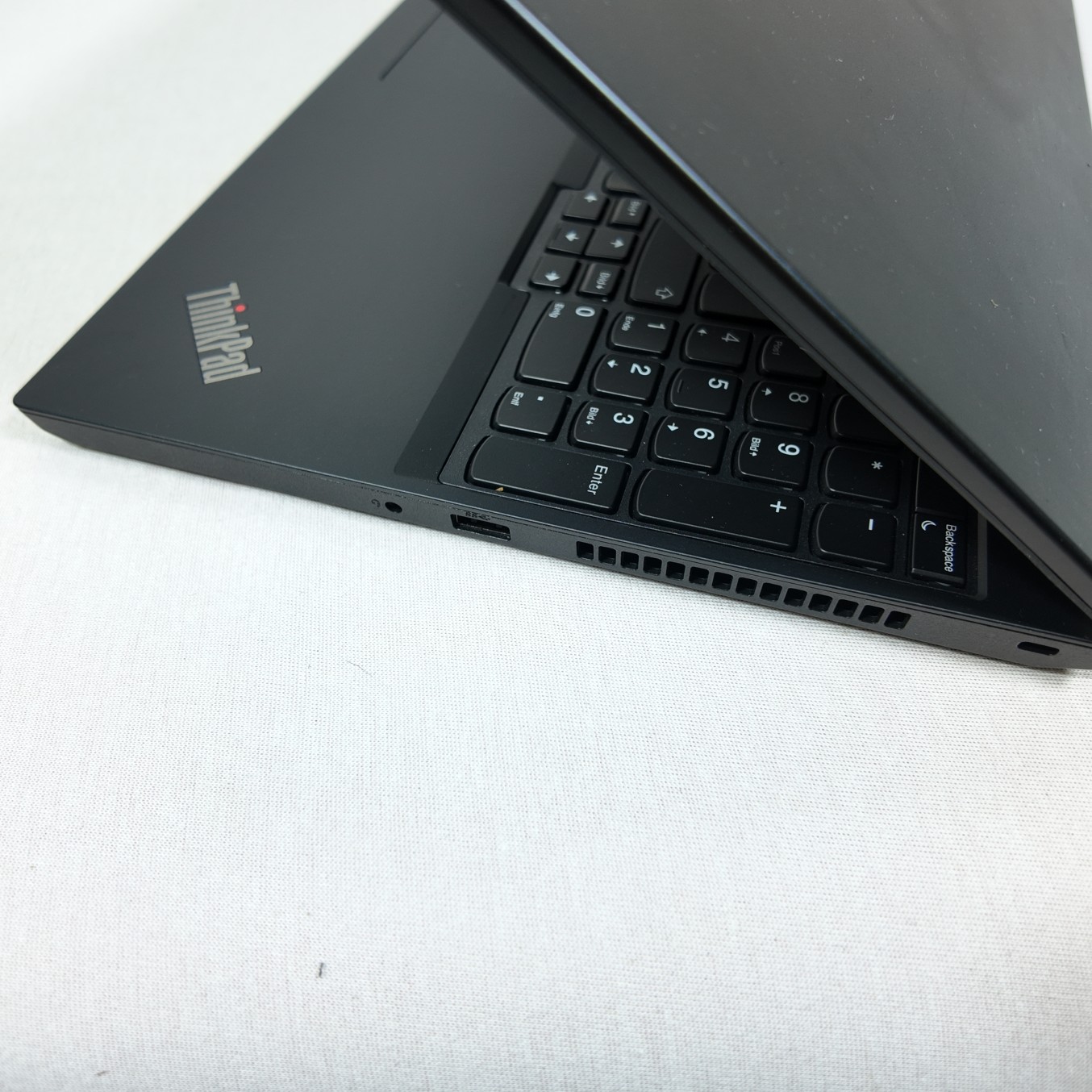 Lenovo ThinkPad L15 G1 – Business Notebook mit Intel i5 & Windows 11 Pro - Image 8