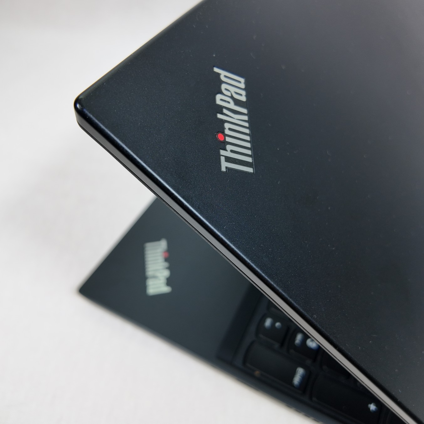 Lenovo ThinkPad L15 G1 – Business Notebook mit Intel i5 & Windows 11 Pro - Image 6